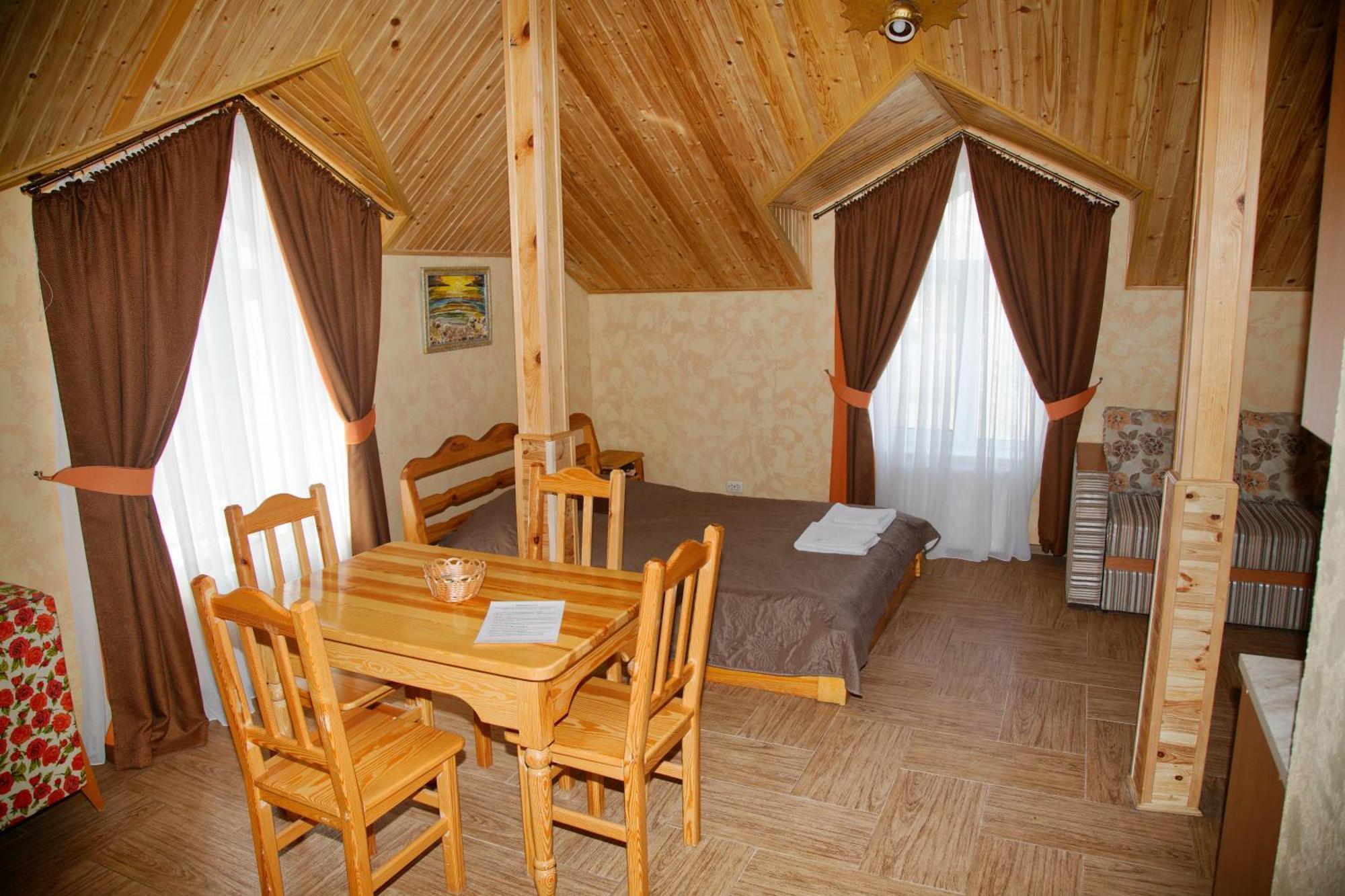 Mini-Hotel Yandrusi Kamjanez-Podilskyj Exterior foto